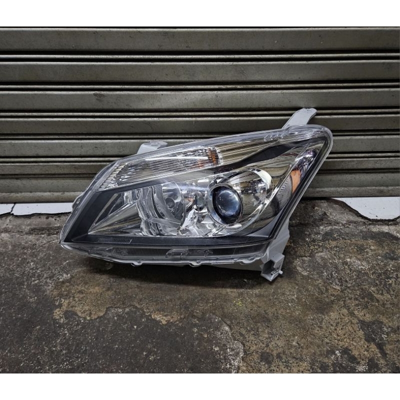 Headlamp Isuzu Mu-x Isuzu Mux