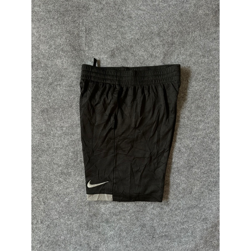 CELANA PENDEK NIKE SECOND