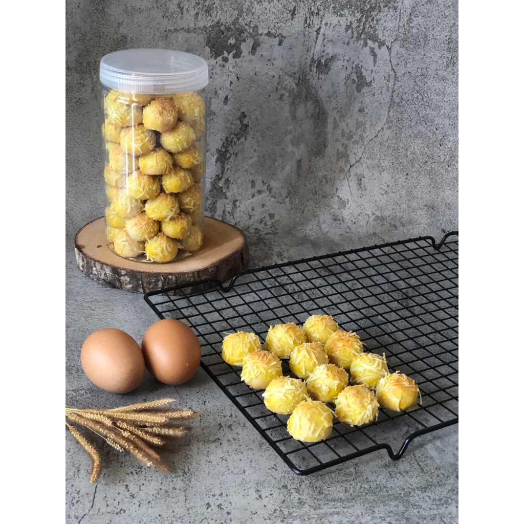 

Nastar Keju Premium - Bestseller by Mulia Cookies