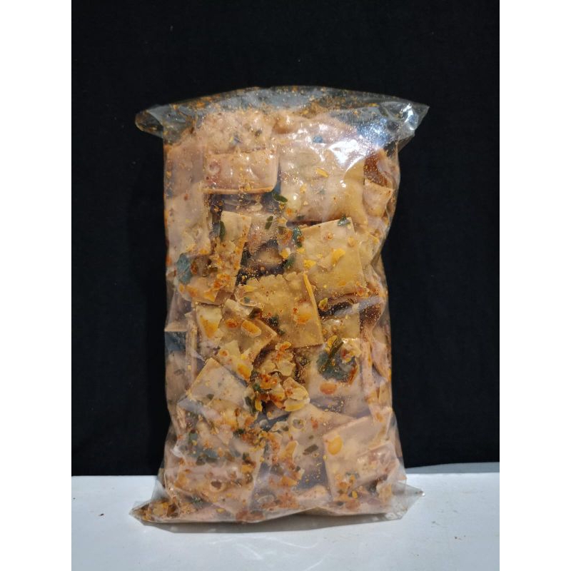 

kulit pangsit pedas daun jeruk 500gr