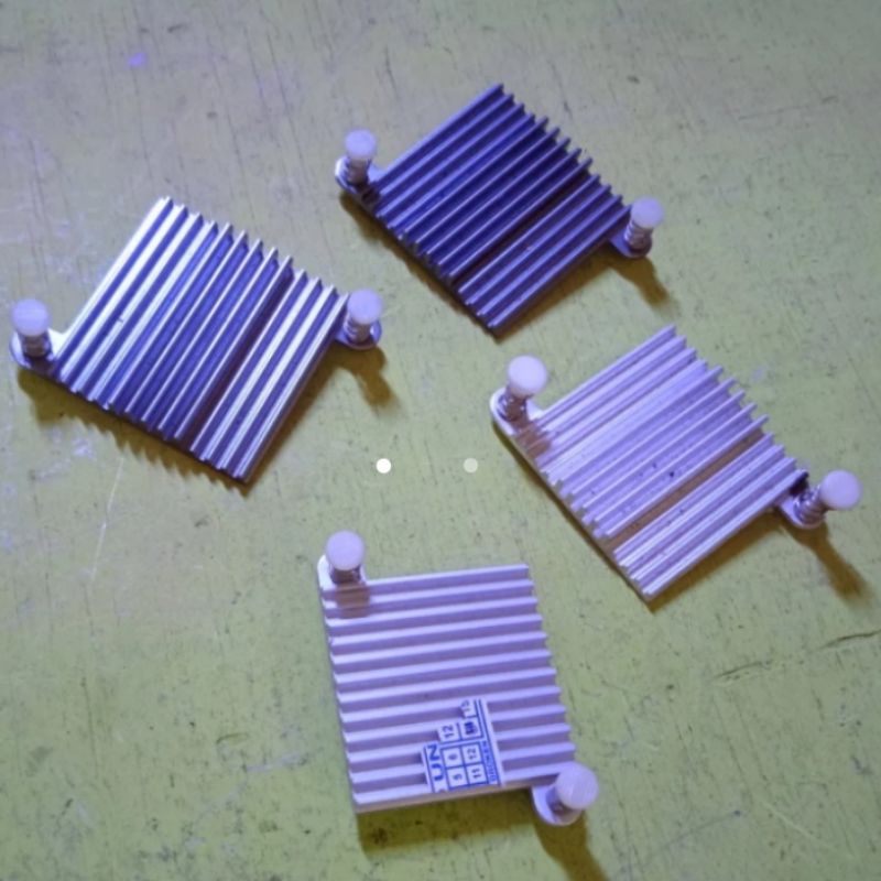 Pendingin atau Heatsink Kecil Alumunium Copotan Motherboard u Peltier