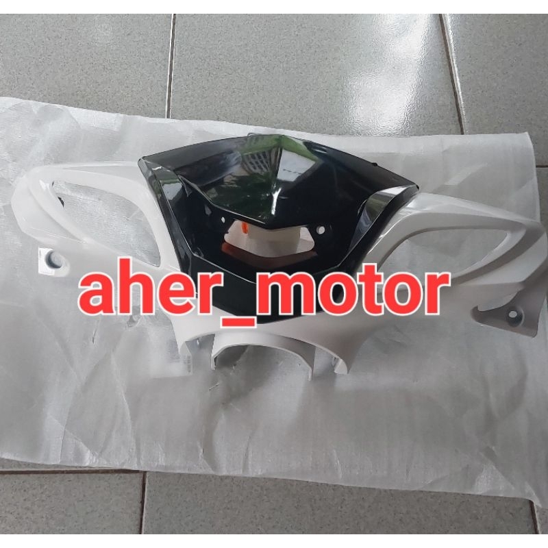 Cover batok kepala depan xeon karbu putih