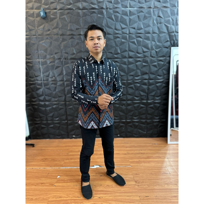 Batik Lontara Khas Bugis Makassar (Pakai Furing/Lapisan)