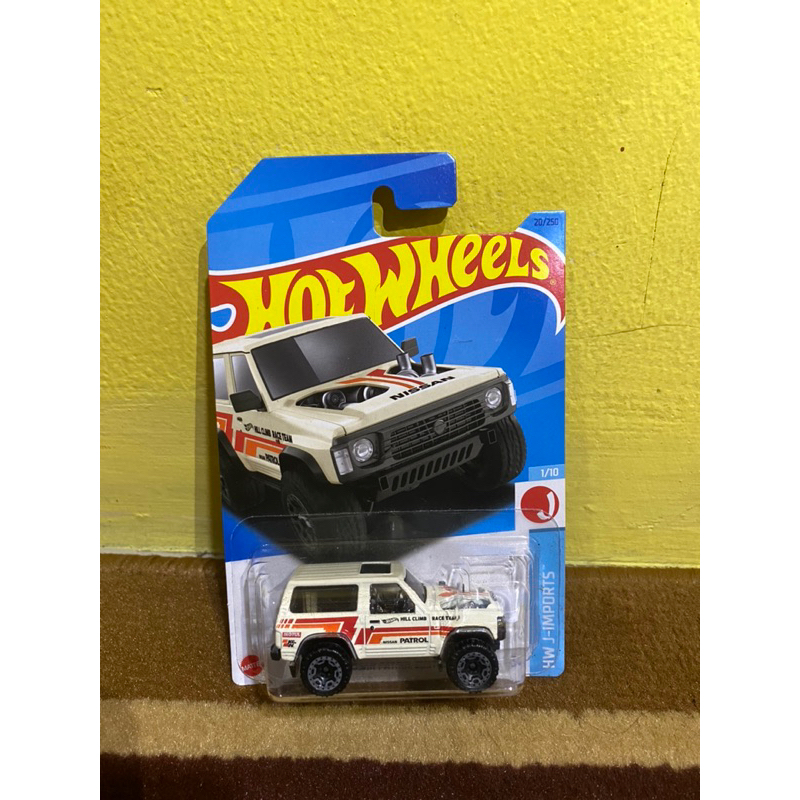 Hotwheels Nissan Patrol Custom
