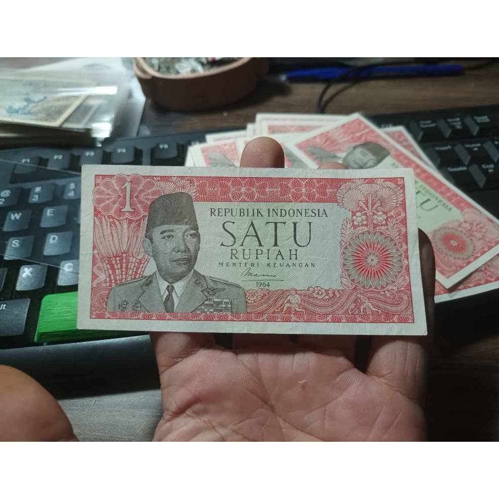 KODE C2V5 BL4674 uangkuno Indonesia 1 Rupiah Seri Soekarno tahun 1964 Asli Ready
