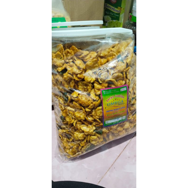 

Emping Thailand Pedas Manis daun jeruk 500gr