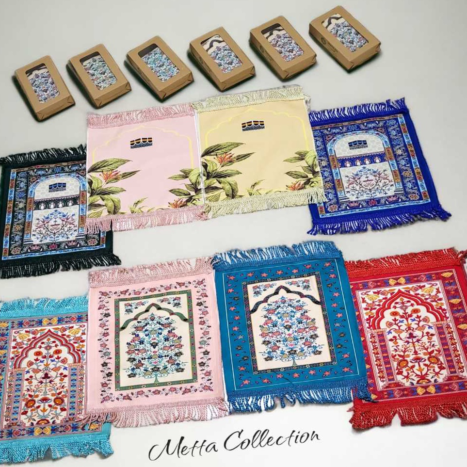 Ready Banyak  Sajadah Mini Suede Kanebo Muka Persegi Kecil Tipis Lembut Travel Souvenir Haji Umroh