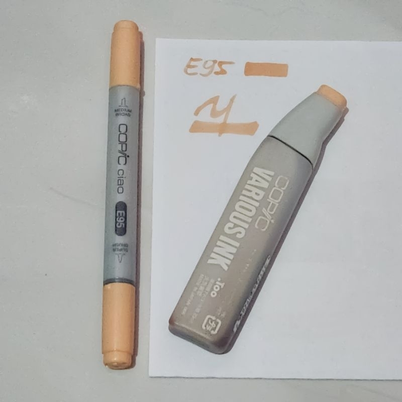 

[PRELOVED] COPIC CIAO + COPIC REFILL E95 (Tea Orange / Flesh Pink)