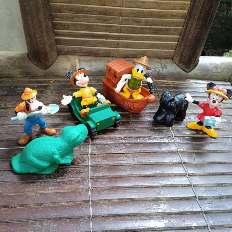 happy meal toys disney animal kingdom mickey mouse full set