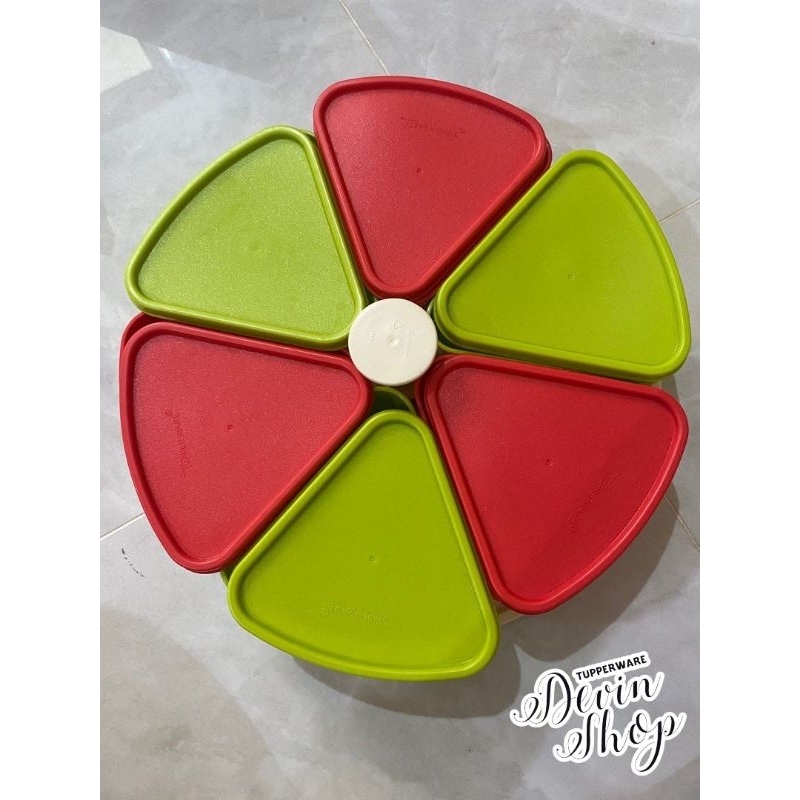 Tupperware Modular Carousel