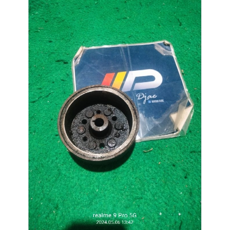 Magnet Magnit  Vega r lama crypton original bekas