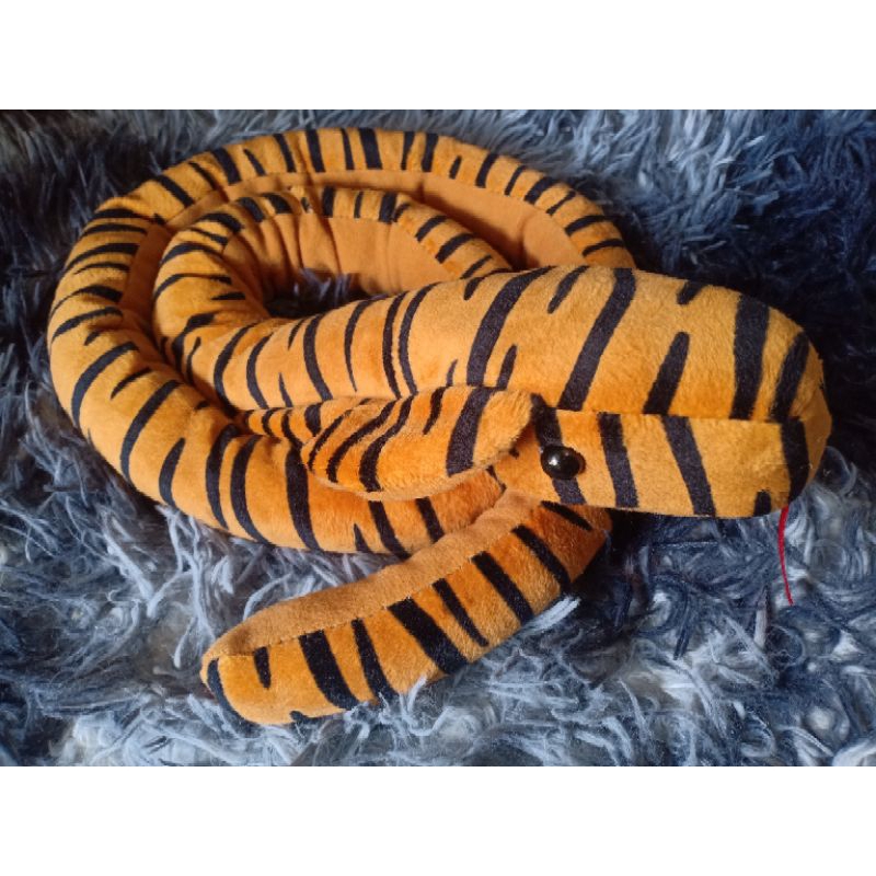 MAINAN ANAK BONEKA ULAR BAHAN LEMBUT PANJANG 125 CM GARIS GARIS