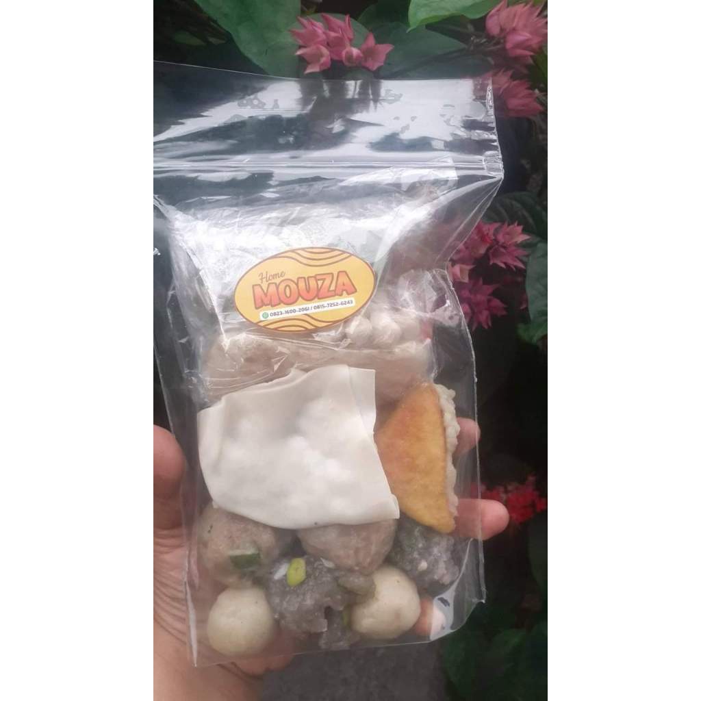 

Mouza Bakso Aci Kampung khas Mbu Rina