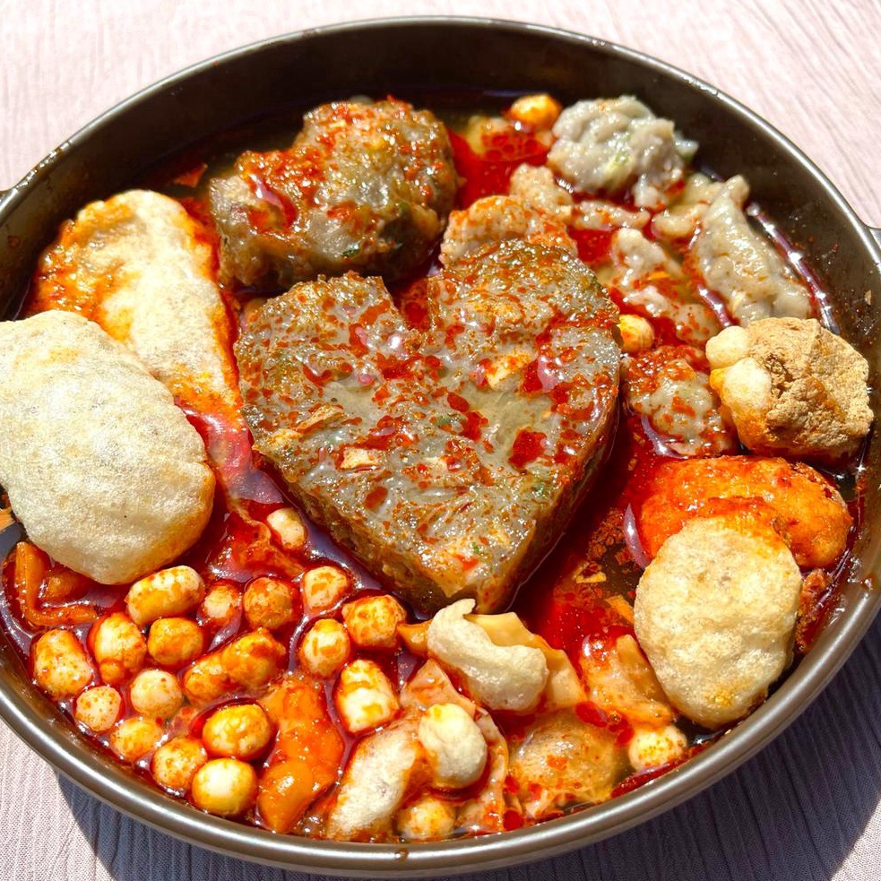 

Cuma disini Dapur Seuhah Bocirat Bucin Jumbo isi Cincang Sapi