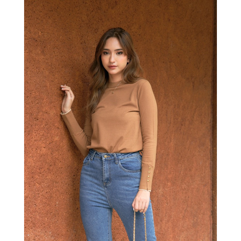 Ivy Sweater by Diana Restu