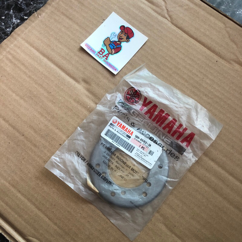 (KD/6/5) PLATE PRESSURE/TUTUP KAMPAS KOPLING YAMAHA VEGA ZR ORIGINAL YGP (KODE PART 5D9-E6352-20)
