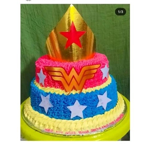 

KUE ULANG TAHUN WONDER WOMEN 2 TIERS