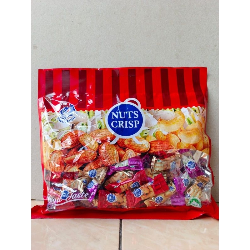 

Nuts crisp kemasan besar
