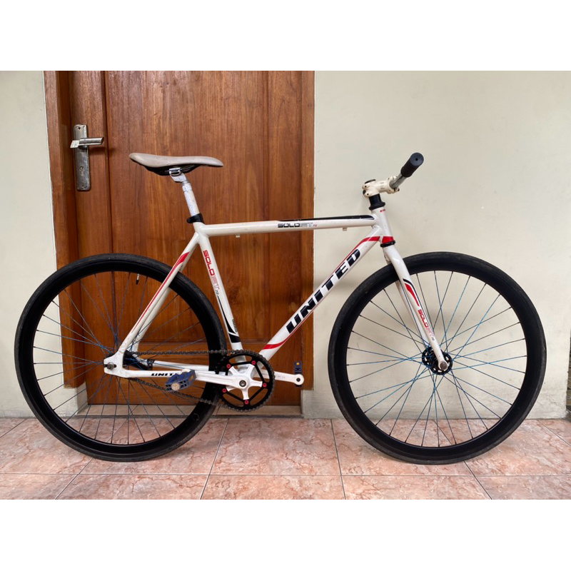 Fixie United Soloist 72 alloy size 52