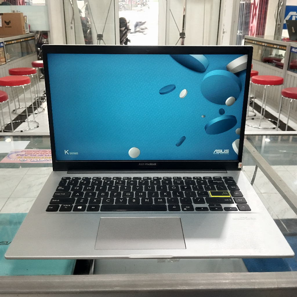 Laptop Asus Vivobook X413J Core i3 gen 10 RAM 4GB SSD 256GB 14in Slim Lancar
