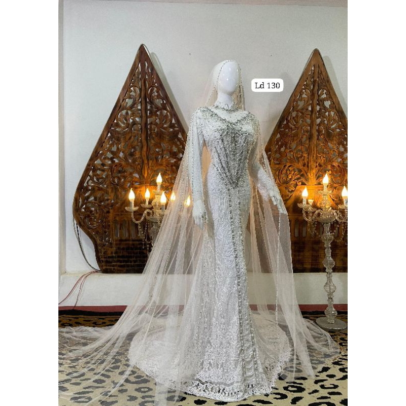 Gaun pengantin slim putih mewah