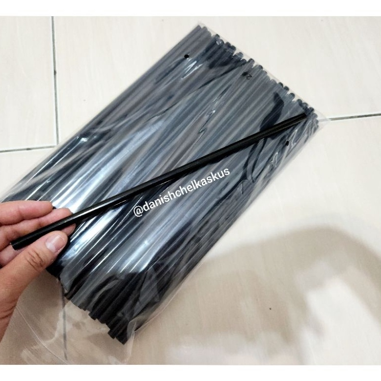 

KODE W2C3 PER KILO REFILL LEM BAKAR HITAM GLUE GUN UKURAN KECIL PANJANG 27cm