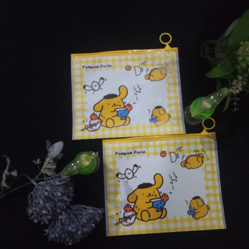 

Dompet Mika Besar 17x21cm