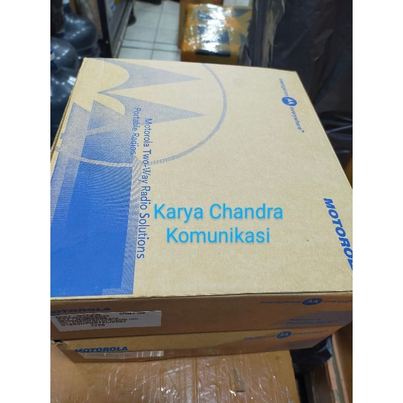 HT HANDIE TALKIE MOTOROLA GP-338PLUS IS UHF 403-470 MHZ GASSPROOF