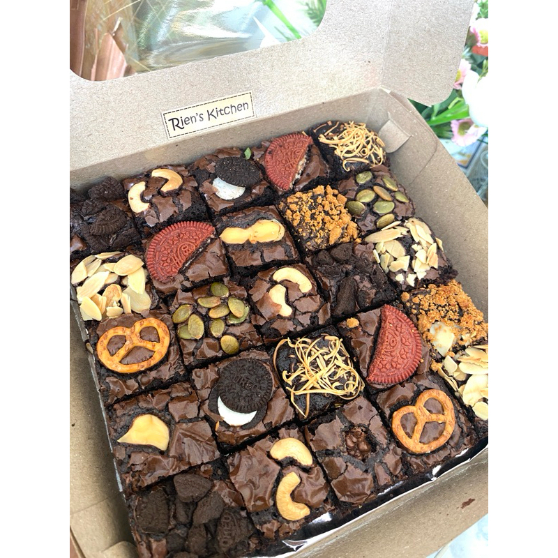 

Fudgy Brownies 20x20 | Brownies Panggang Sekat Made by: Rien’s Kitchen