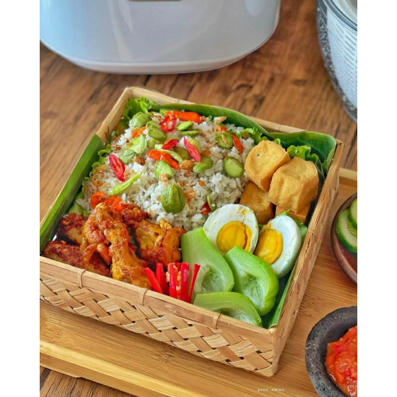 

Paket Nasi Liwet Porsi Besar - Catering Nasi Liwet Sunda
