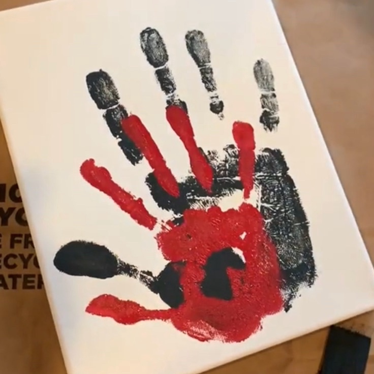 

Produk Populer DIY HAND PAINTING KIT KANVAS TOTE BAG painting couple Hampers Gift Box Kado Ulang Tahun birthday Pernikahan Wedding Wisuda Graduation Lebaran Idul Fitri TERMURAH