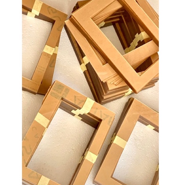 

KODE K16L Margin Akrilik Mistar Ukuran A4 2 mm