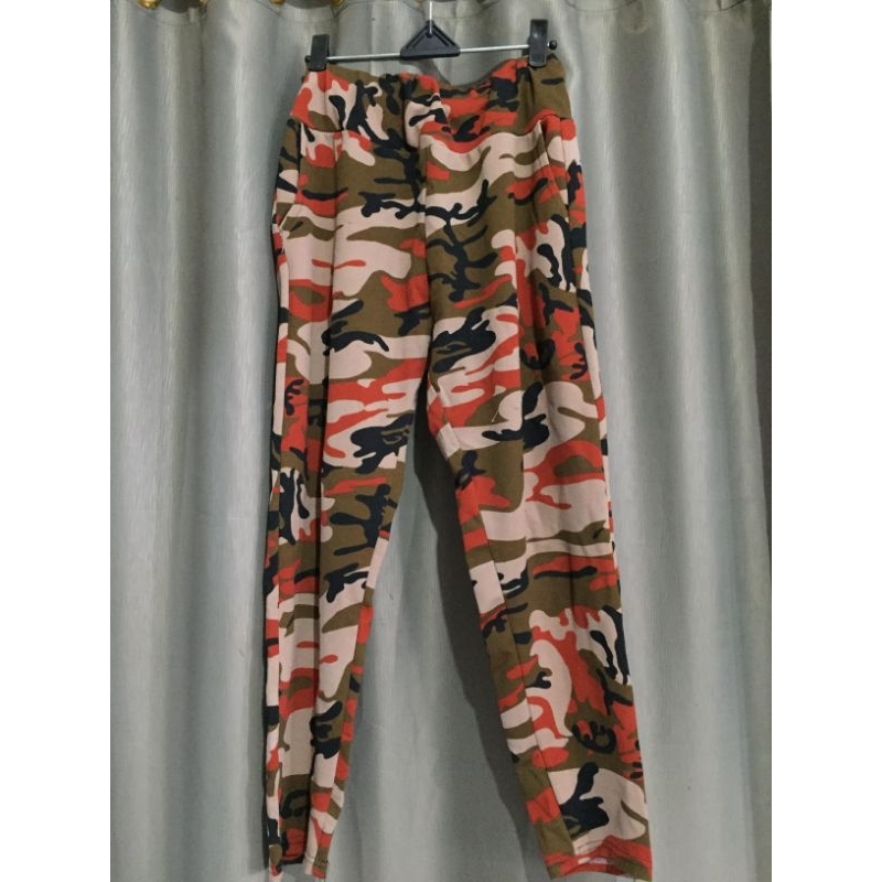 Celana Loreng Preloved