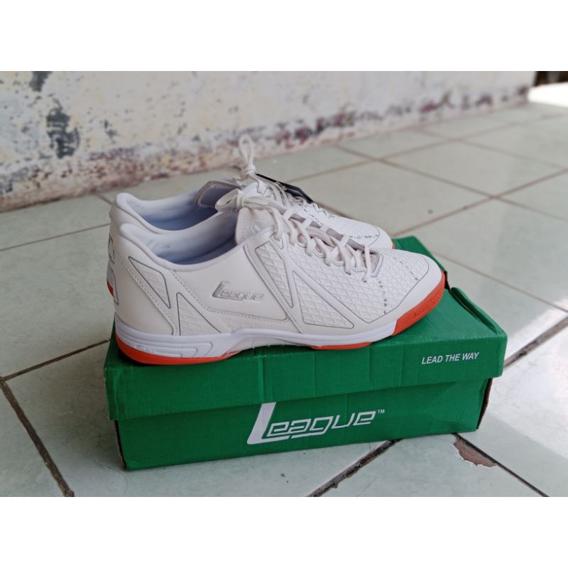 Sepatu Futsal LEAGUE GIORO III STREET ELITE WHITE