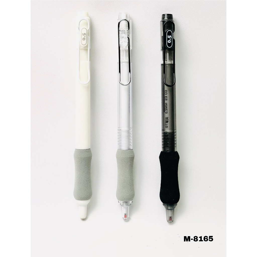 

Pulpen Retrac Impor Bolpen Grip Busa Cetek #8165 Ballpaint Pena Tinta Hitam Tip 0.5 mm - Satuan