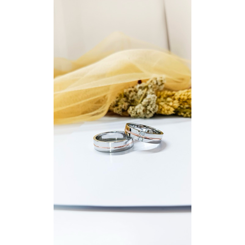 Cincin tunangan emas putih silver
