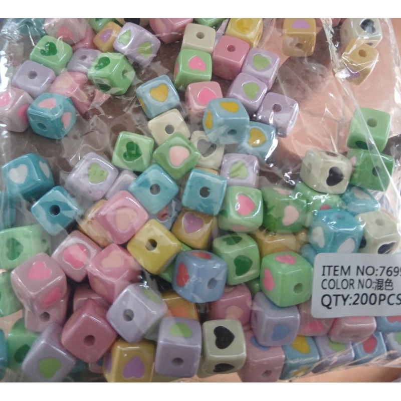 200pcs mote manik kotak love 200pcs