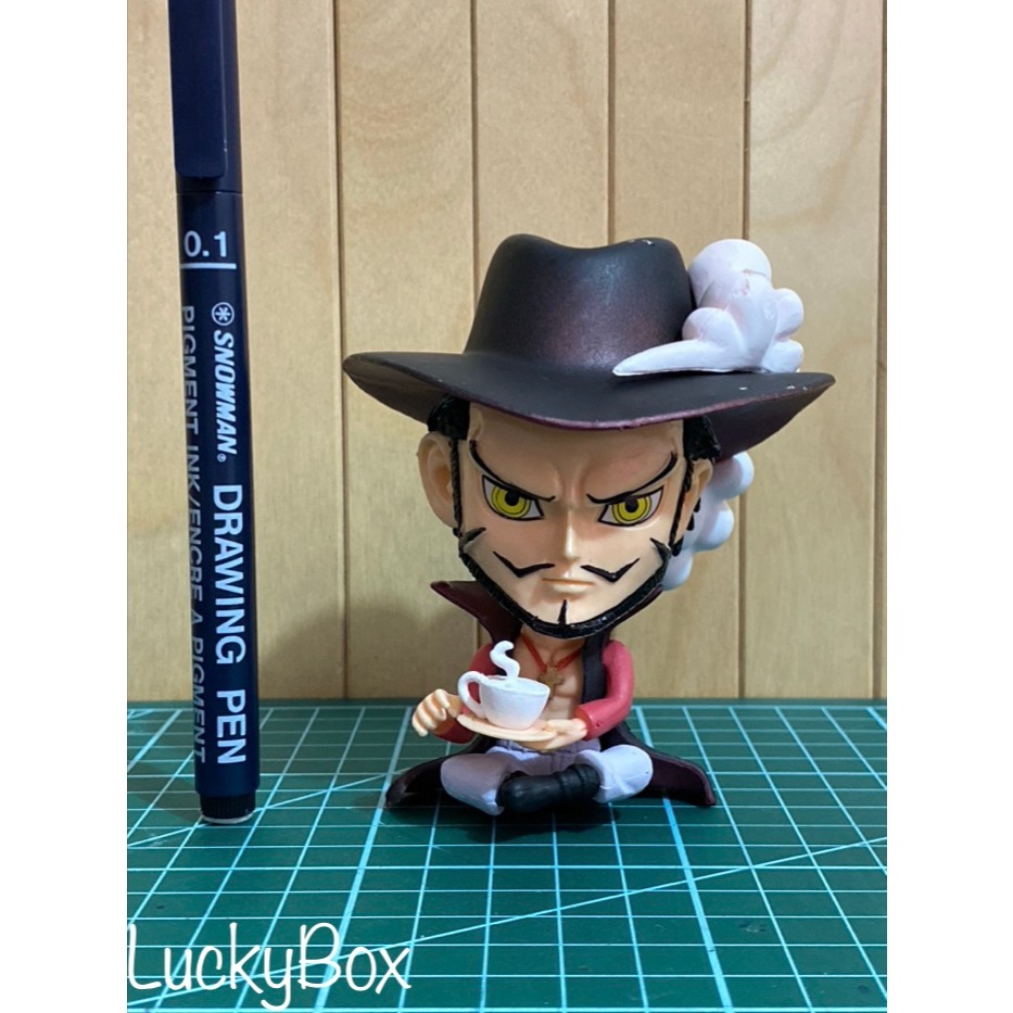 Action figure One Piece mini Mihawk