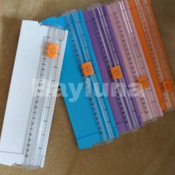 

Diskon Termurah Paper Trimmer Mini Pemotong Kertas A5 A4 size 22cm