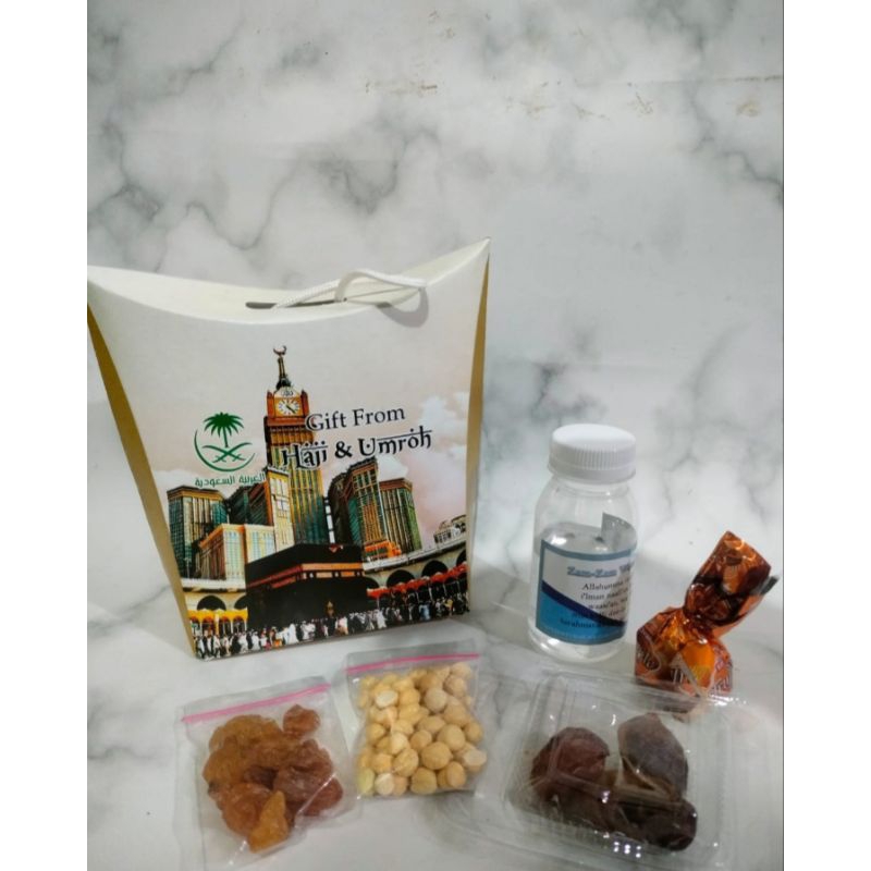 

paket oleh2 haji & umroh