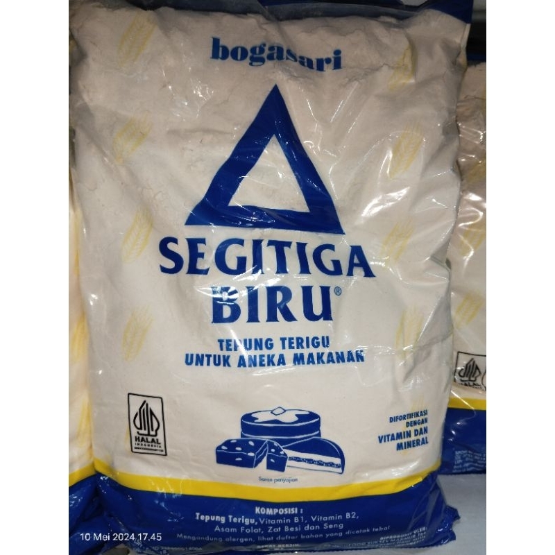 

Tepung Segitiga Polos 1kg