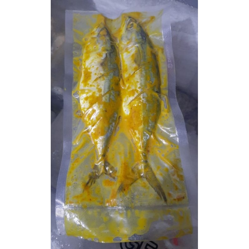 

Ikan Kembung Bumbu Kuning isi 2 ekor