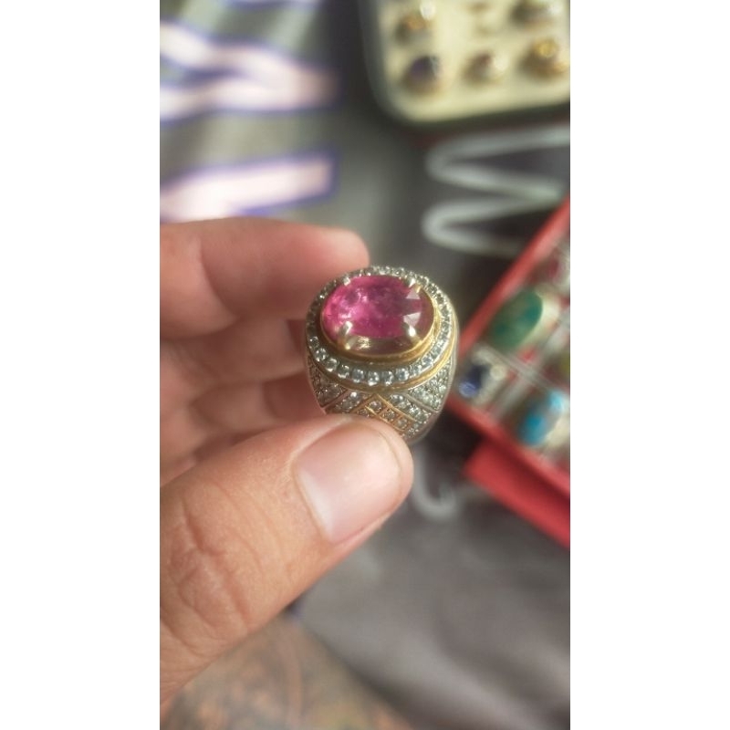 Permata, ruby, yelow safir, white safir, peridot, pirus persia mesir.