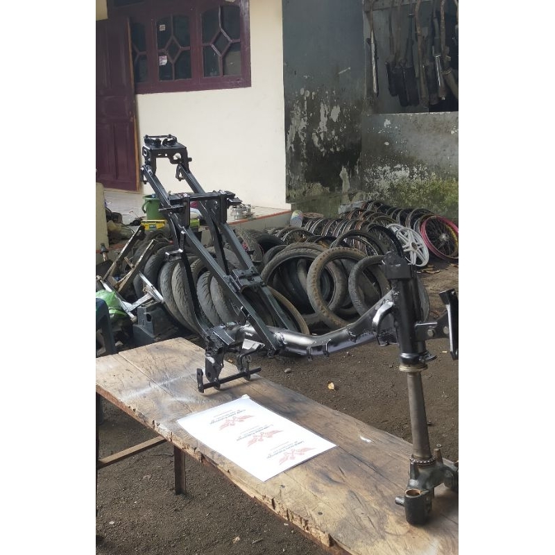 RANGKA Kerangka set T Bawah HONDA supra,  Supra fit Supra lama, Original copotan