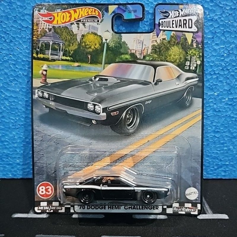 Hot Wheels Premium '70 Dodge Hemi Challenger