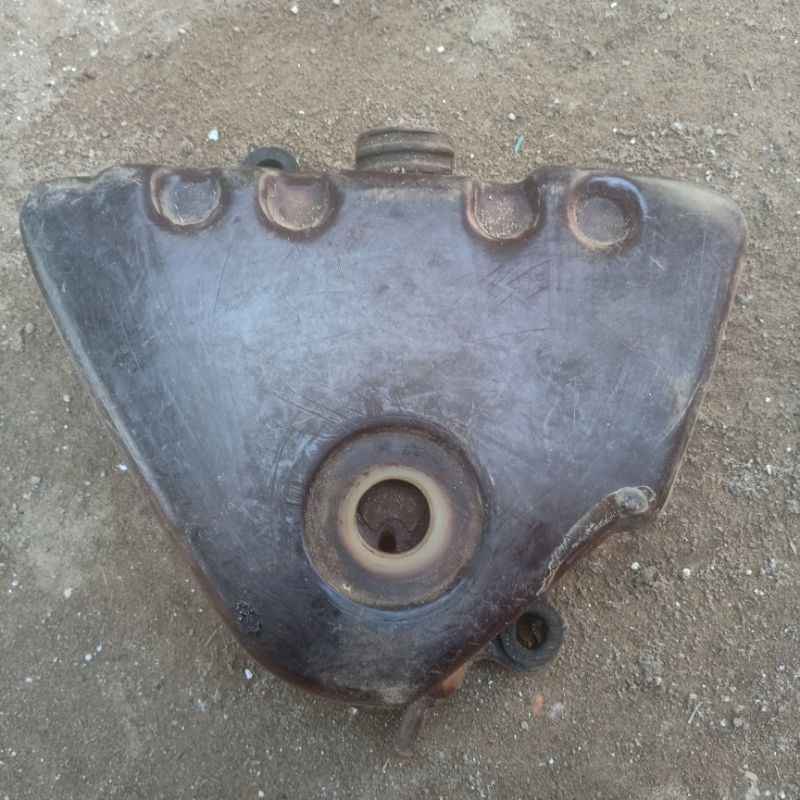 BOTOL OLI SAMPING TABUNG OLI SAMPING SUZUKI A100 A 100 TAHUN TUA