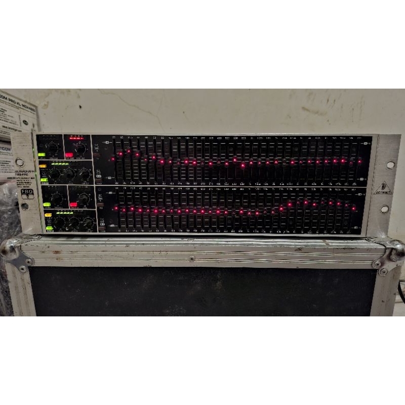 equaliser behringer FBQ6200 bekas ori