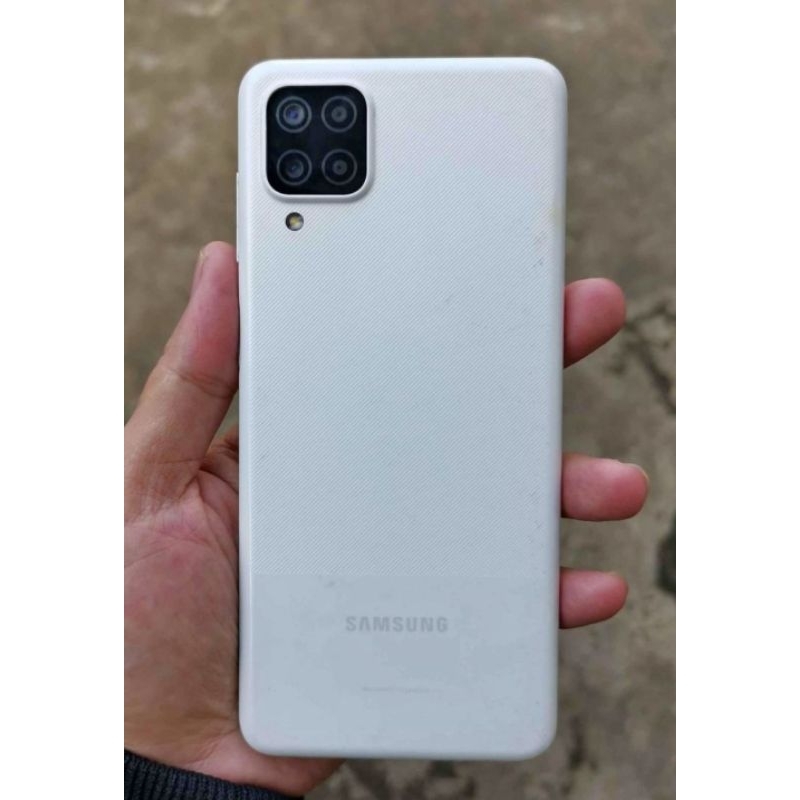 Samsung A12 Matot