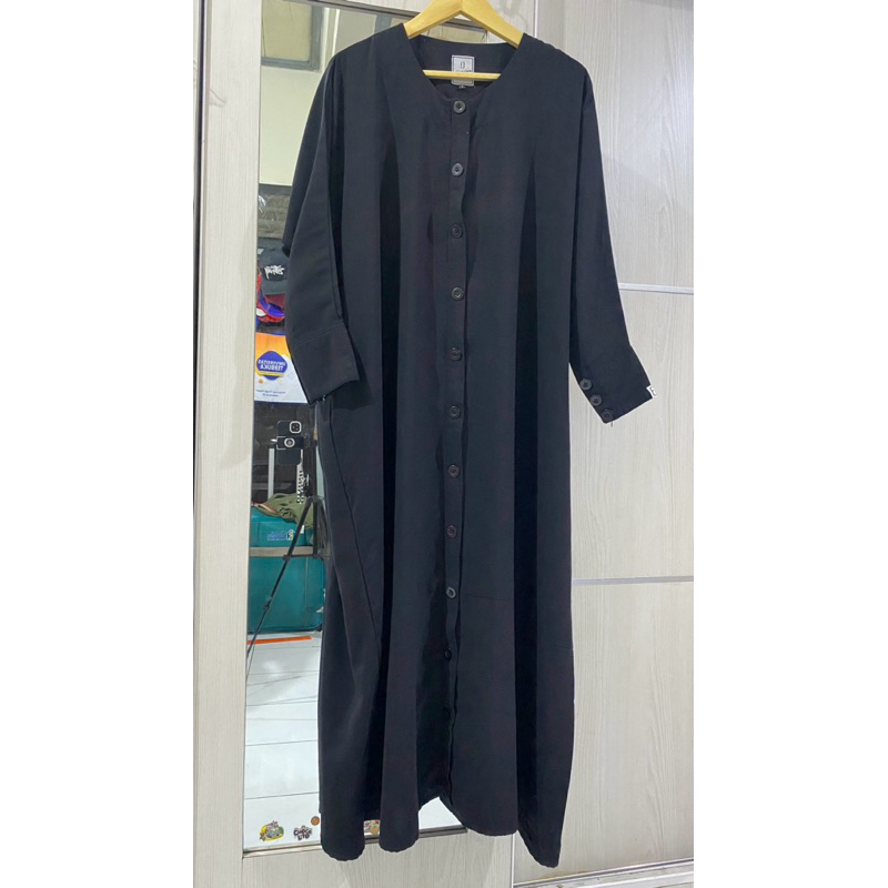 Huda Abaya all black mazen size S elmadina abaya