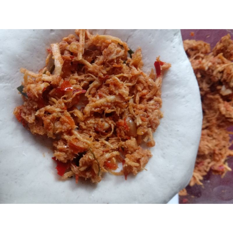 

CIRENG isi full ayam suir pedas,1PK ISI 4pcs